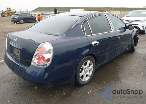 2005 Nissan Altima 2.5 S z USA, uszkodzony, nr VIN 1N4AL11D85N475530